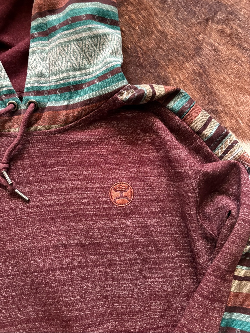 Hooey hoodie - Maroon Hooded Sweatshirt Serape Aztec